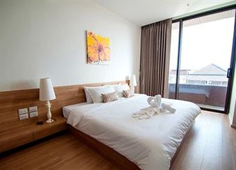 Hotel The Oriental Beach Resort