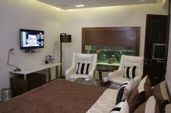 Hotel Hilton Suites