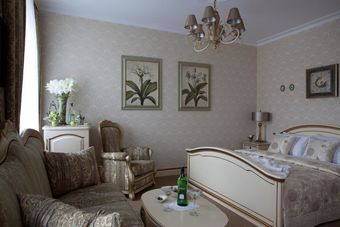 Villa De Ville Hotel