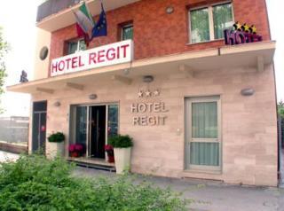 Regit Hotel