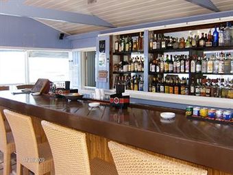 Hotel Romora Bay Resort & Marina