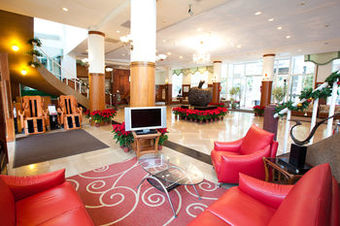 Lakeside Resort Hotel