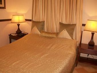 Hotel Citrus Chambers Mahabaleshwar