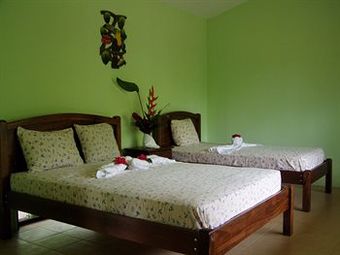 Posada Laguna Del Lagarto Lodge