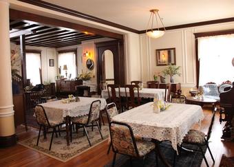 Bed & Breakfast The Decker House