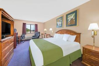Hotel Baymont Inn & Suites Enid