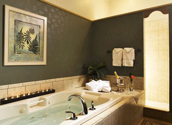 Bed & Breakfast Hillbrook Inn