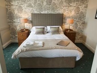 Hostal The Kings Arms Hotel - Inn