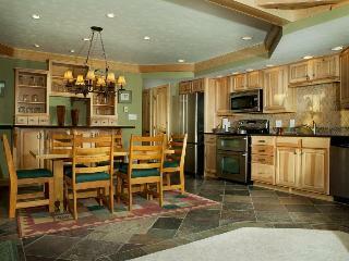 Hotel Forest Condominiums