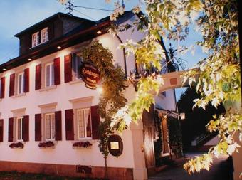 Hostal G�stehaus Hebinger Am Schlosspark