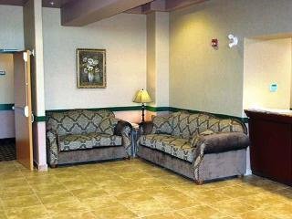 Hotel Quality Inn & Suites