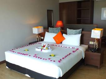 Hotel C&n Kho Khao Beach Resort