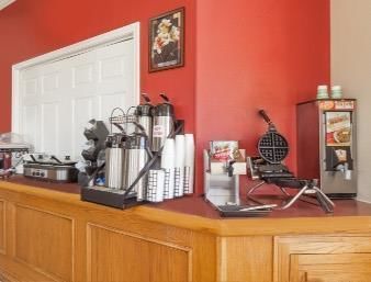 Motel Days Inn And Suites Huntsville