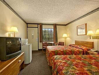 Super 8 Motel Clarksville