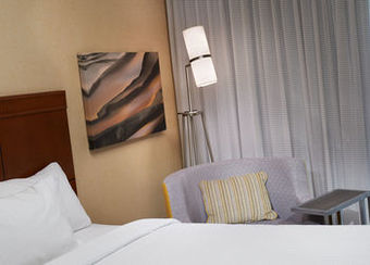 Hotel Courtyard By Marriott Detroit Livonia