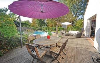 Holiday Home Le Rouret With A Fireplace 07