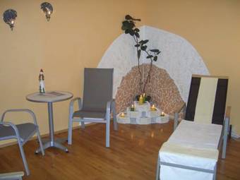 Hostal Hotel Bl�mchen