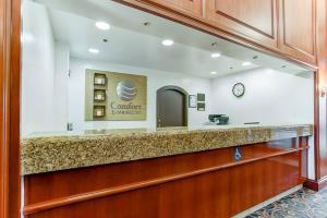 Hotel Comfort Inn & Suites Airport