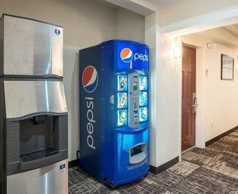 Hotel Red Roof Inn Glens Falls - Lake George