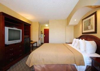 Hotel Quality Inn & Suites Bensalem