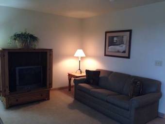 Motel All Suites Inn Budget Host