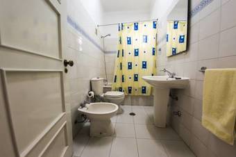 Hostal Residencial Covas