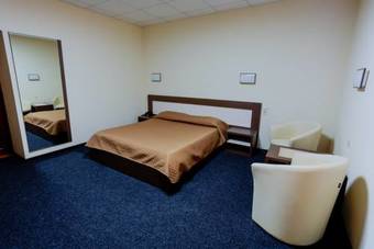 Comfort Hotel & Hostel