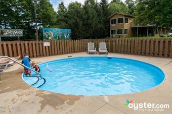 Hotel Lake Bluff Inn And Suites