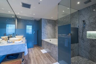 Hotel Movich Buro 51