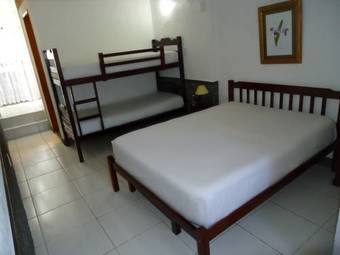Residencia Ace Guest House