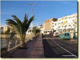 Vista Puerto Apartments