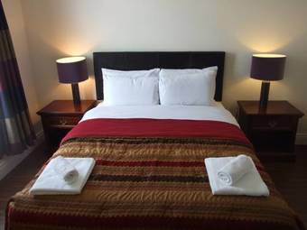 Bed & Breakfast Ballyderrin House