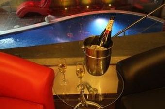 Auto Hotel Puente Grande