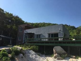 Luxe Glamping Pension Andong