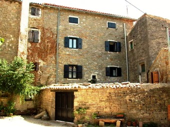 Stone House Heitzler