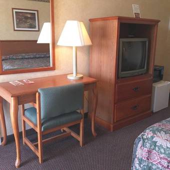 Motel Deerfield Inn & Suites