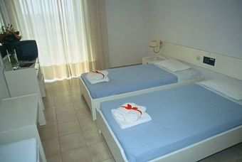 Kassandra Mare Hotel