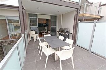 Hotel 7 Falls Apartments