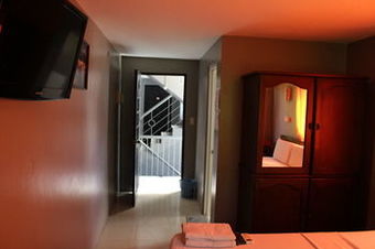 Hotel Europa Basak Philippines