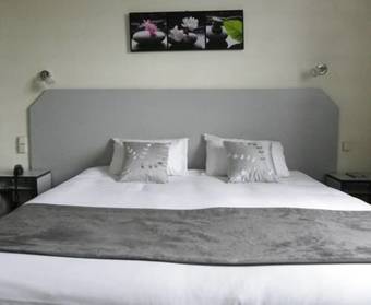 Brit Hotel Bleu Nuit