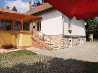 Hostal Gl�zer-sz�ll�