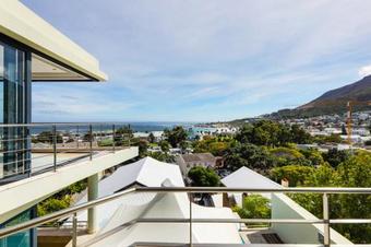 Villa 17 Geneva Drive