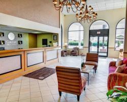 Hotel Comfort Inn And Suites