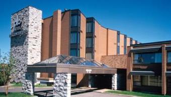 Gouverneur Rimouski Hotel