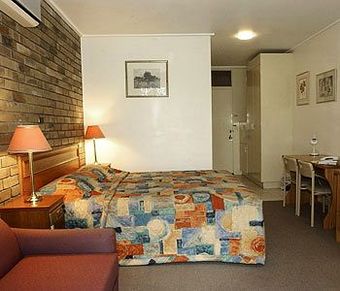 Hotel Homestead Motor Inn