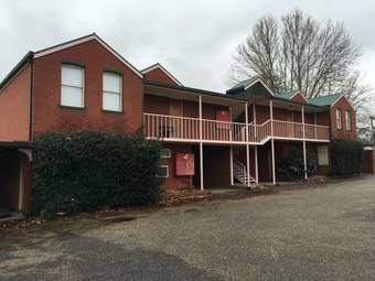 The Rails Hotel Motel