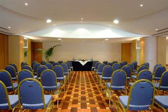 Hotel Ramla Bay Resort