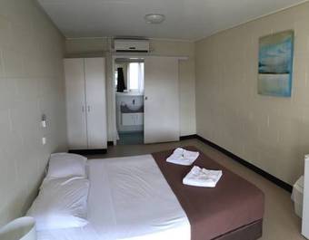 Hotel Cardwell At The Beach