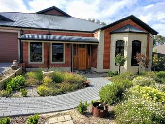 Bed & Breakfast Frostwood House