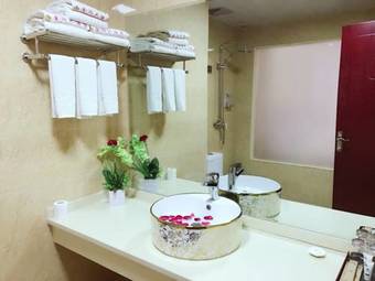 Dunhuang Xintai Hotel